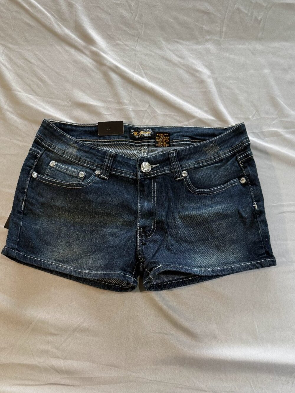 Mi-Jeans USA Junior's Low Rise Rhinestone & Pearl Accents Denim Shorts Sz 9 NWT